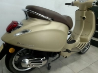 VESPA PRIMAVERA 50